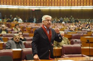 Khawaja Asif Calls for Parliamentary trial of Judiciary’s Controversial Decisions